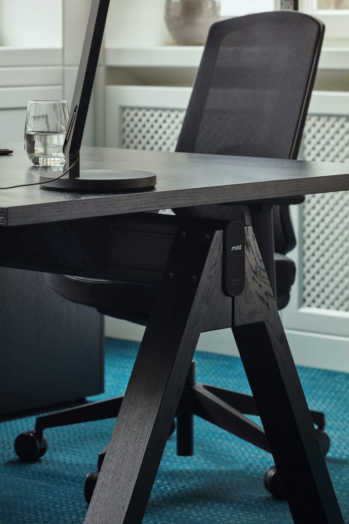 Деревянный угловой секционный стол со встроенной полкой MDD Viga ARCH-00080022 - Вид №45