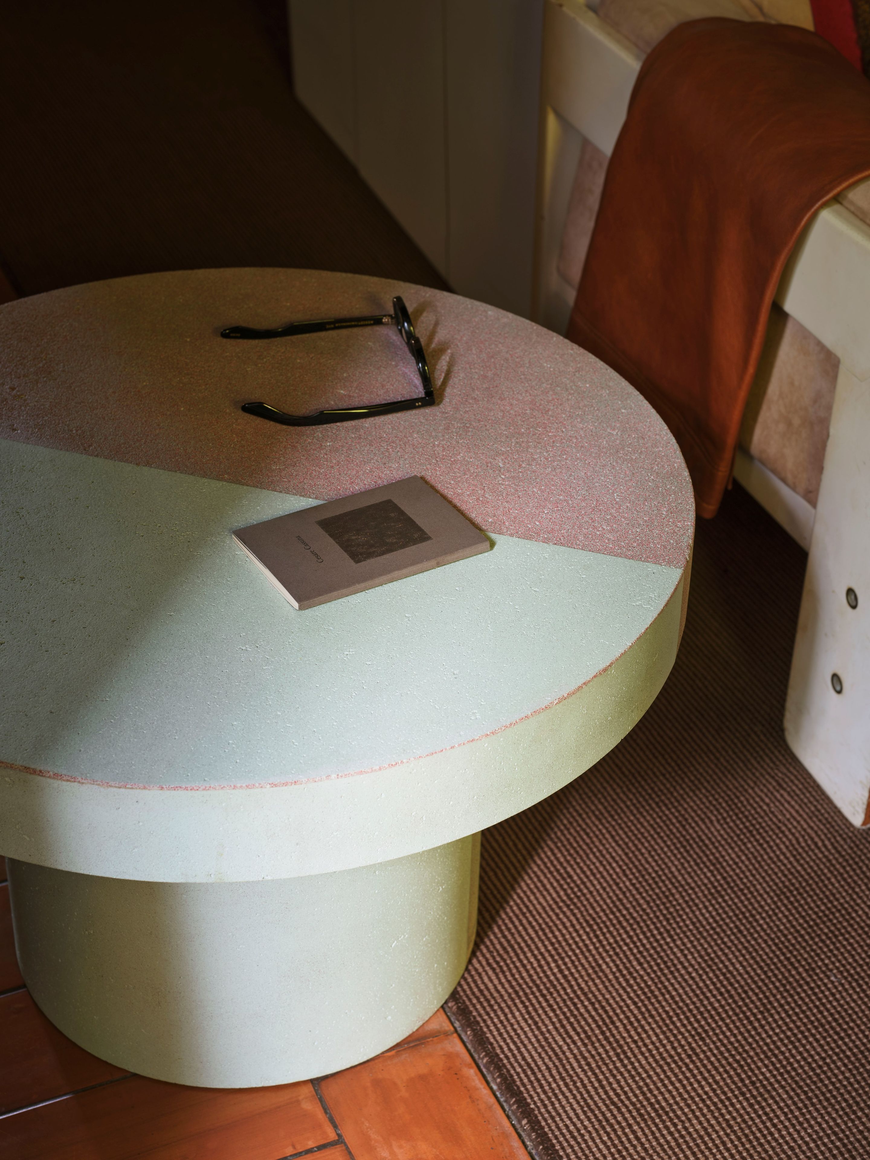 Круглый журнальный столик Cimento® Frari ARCH-00105989 - Вид №7