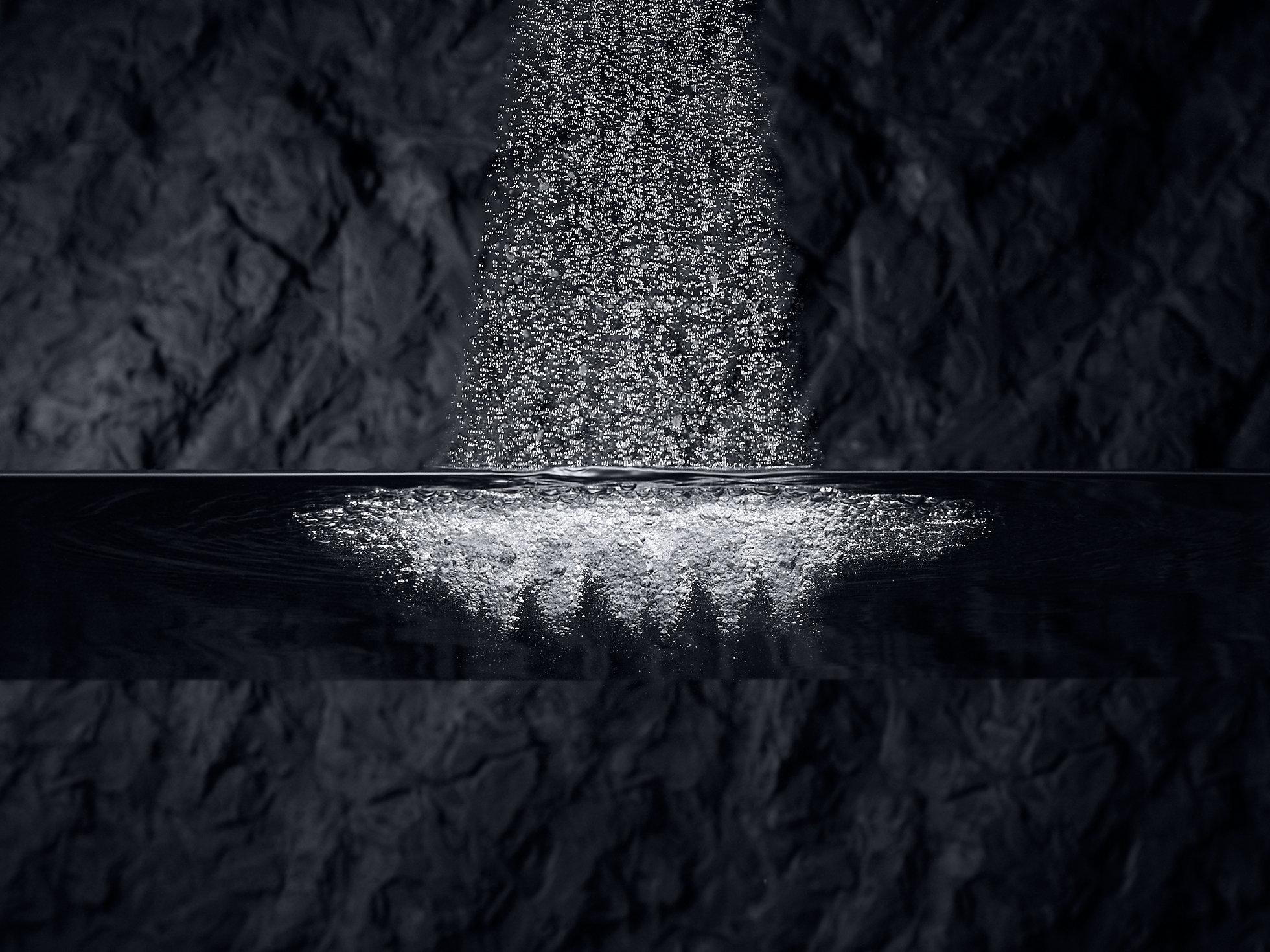 KOHLER Shift Ellipse Multifunction ручной душ 2,5 галлона в минуту с черной ручкой K-10257-SN  - Вид №4