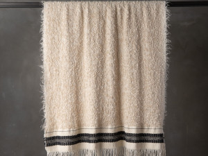 Плед из мохера и шерсти