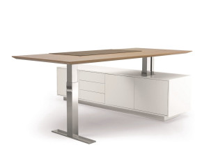 Прямоугольный стол с регулируемой высотой