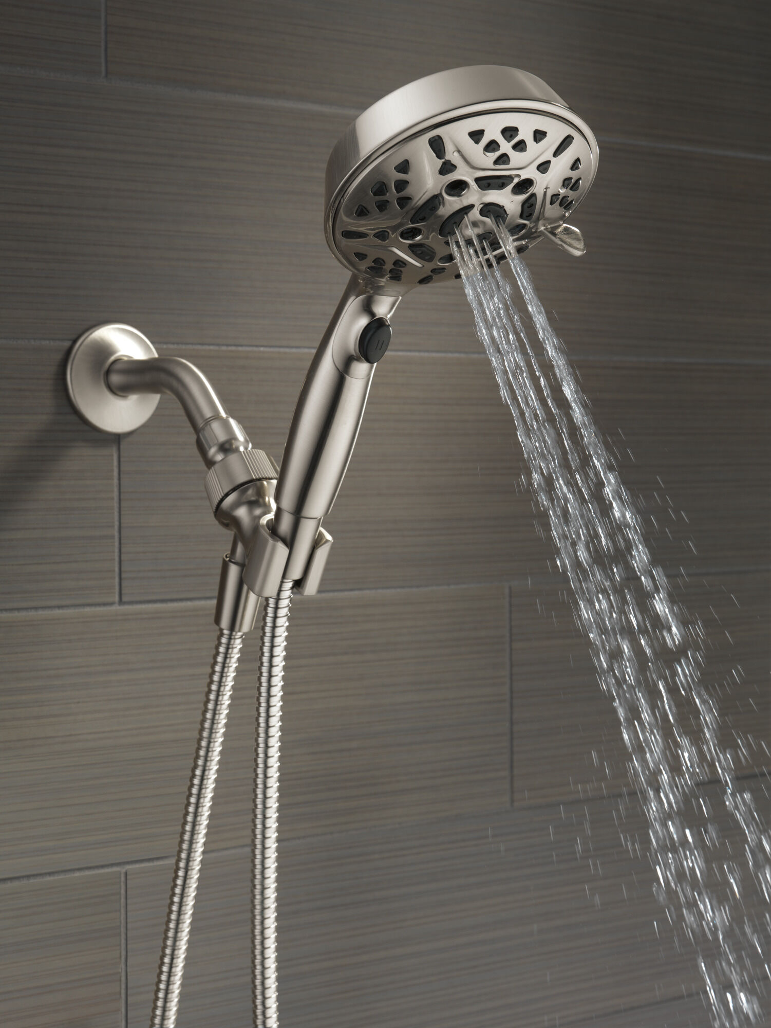 75716SN H2Okinetic Ручной душ с 7 настройками Delta Faucet Universal Showering Сатин никель  - Вид №8