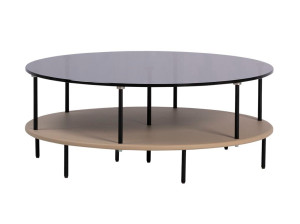 Низкий стеклянный журнальный столик