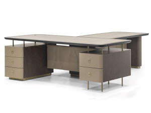 Исполнительный стол