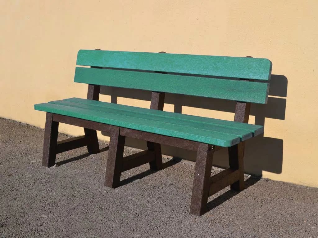 Детская скамейка Strongplast со спинкой EUROCOMITALIA современная мебель ARCH-00060060