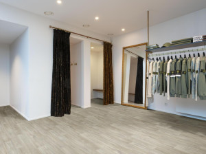 Нескользящий виниловый пол с эффектом дерева