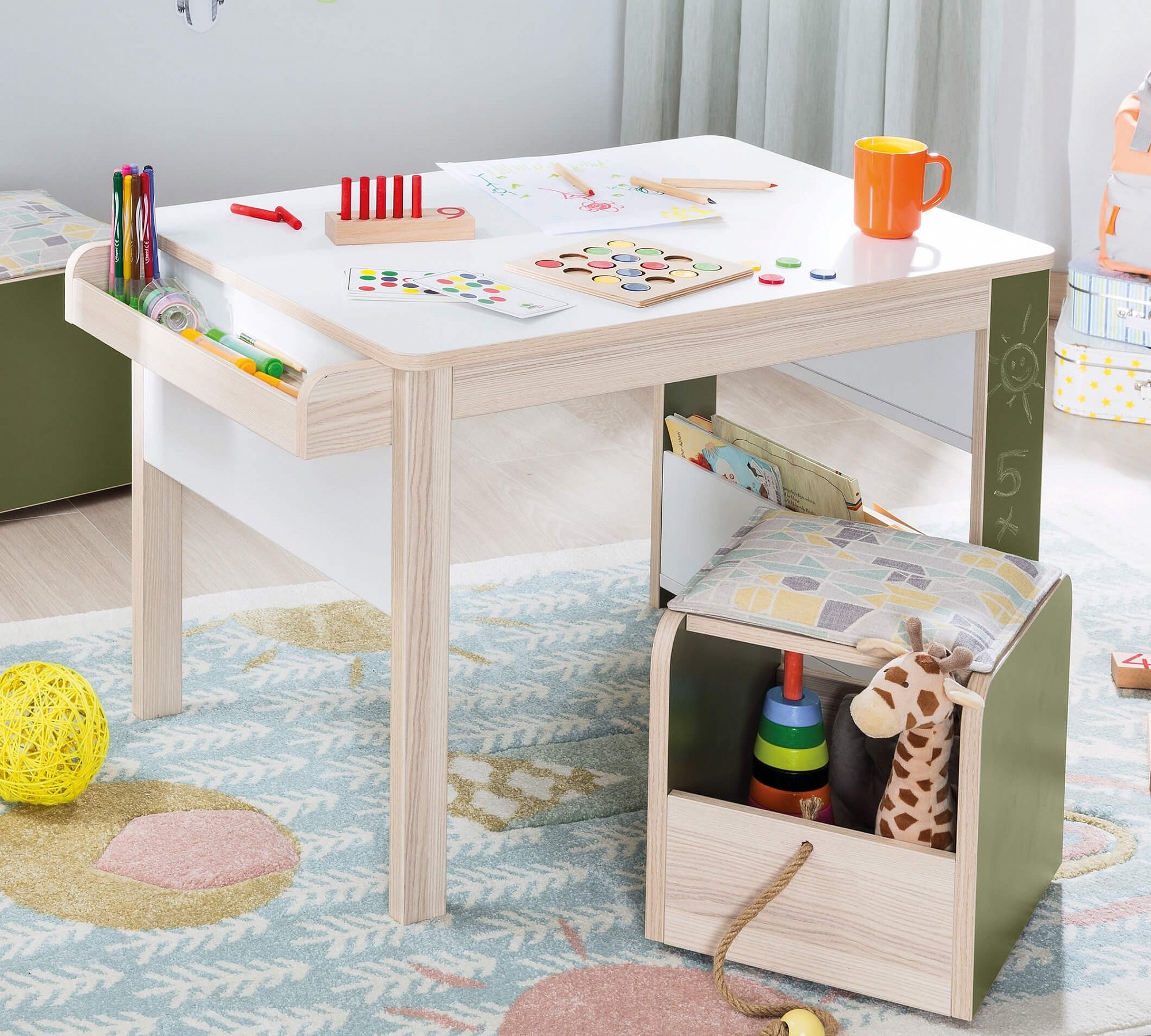 Письменный стол с полкой светлый орех Montessori CILEK MONTESSORI 00-3832443 Бежевый Santreyd  - Вид №3