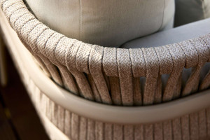 Садовое кресло Sunbrella® с подлокотниками