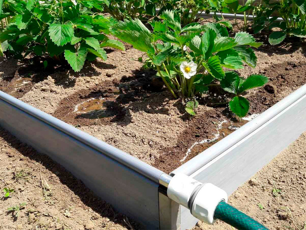 Грядка ПВХ 2х1 м. высота 12,5 см с автополивом ГеоПластБорд GPBST-140 - Вид №1