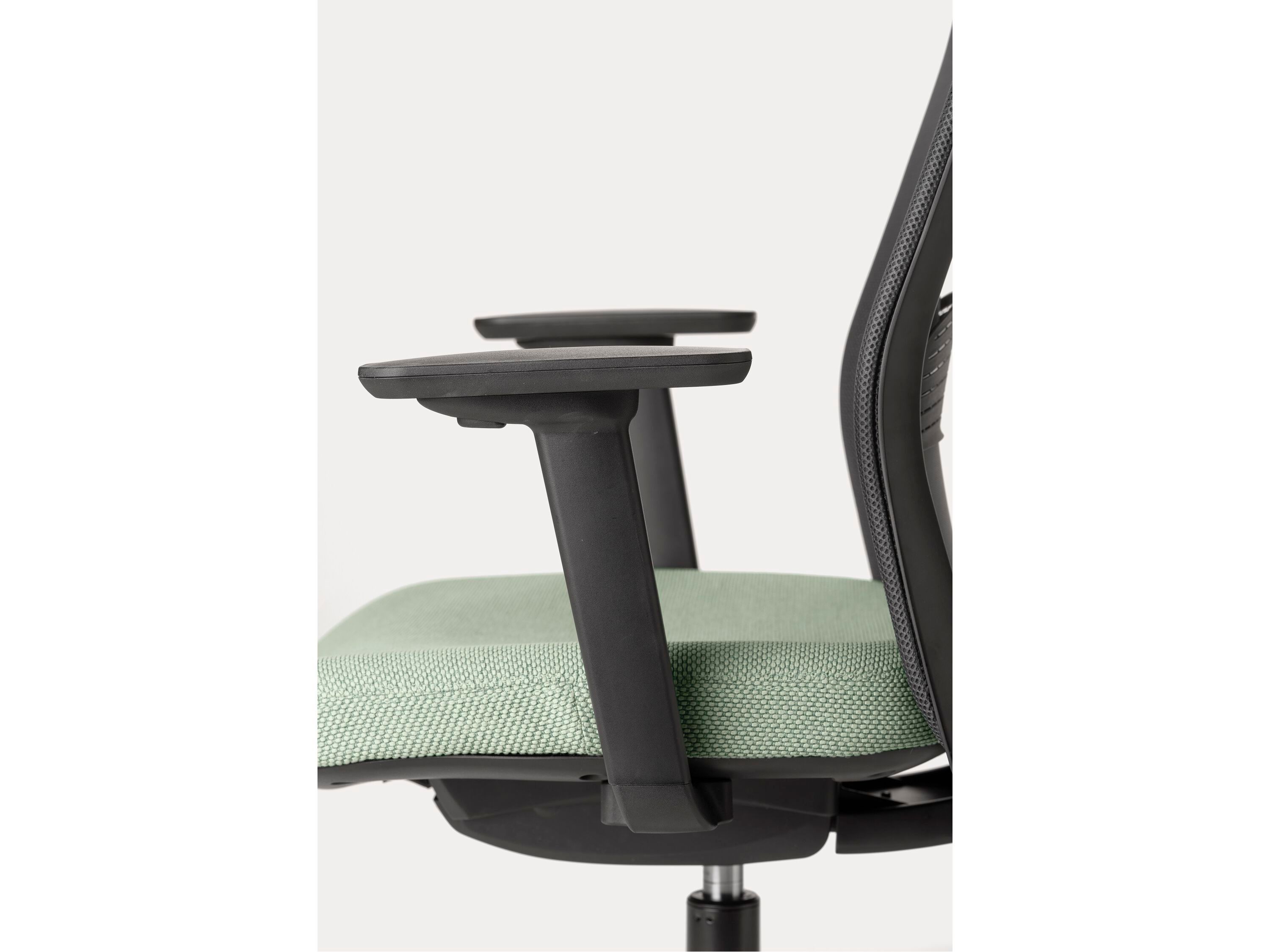 Пластиковый операционный офисный стул с подлокотниками 5 спиц Quinti Sedute It's It ARCH-00103539 - Вид №9