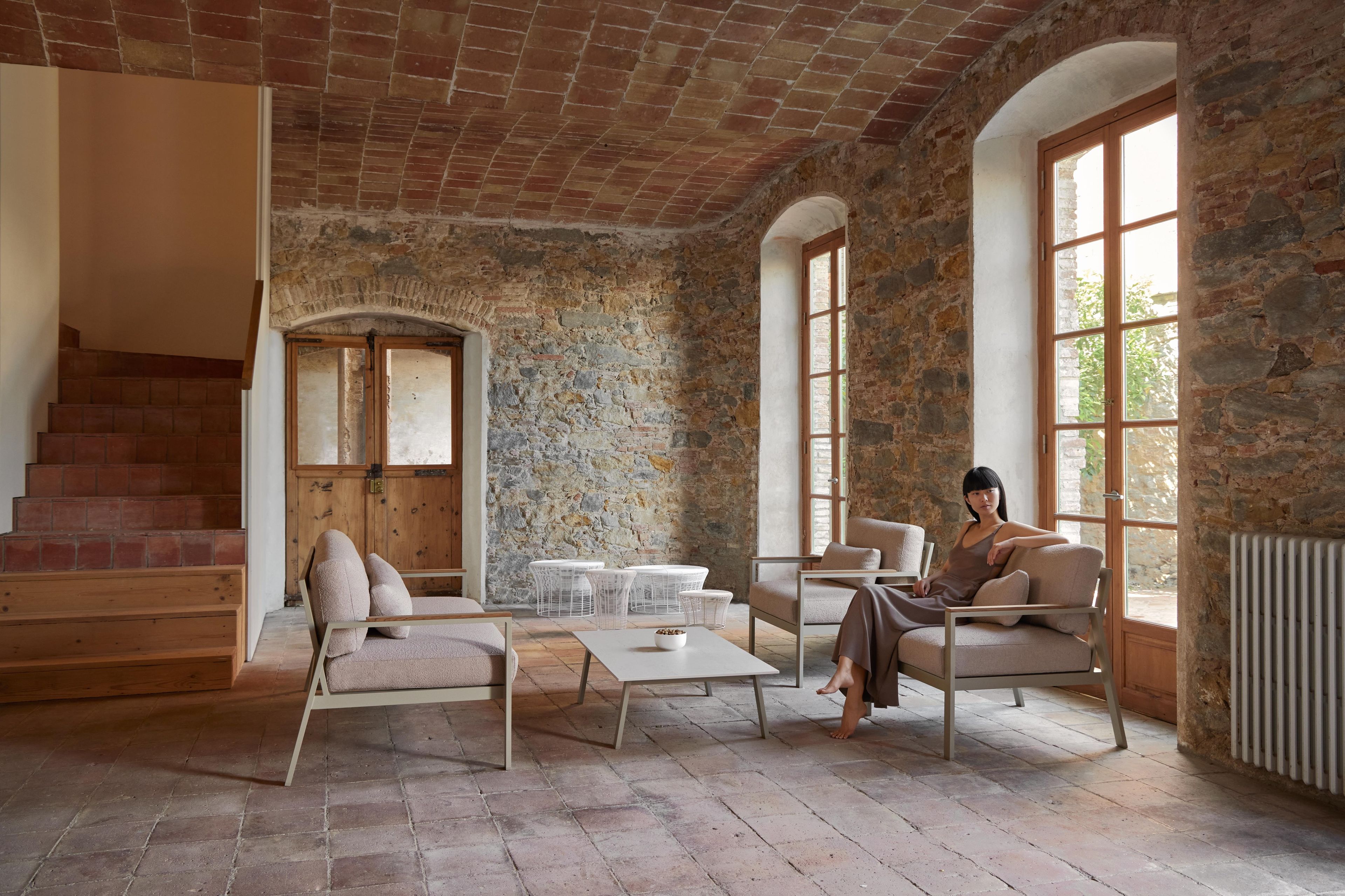 Тканевое кресло с подлокотниками GANDIABLASCO Вне времени ARCH-00138107 - Вид №9