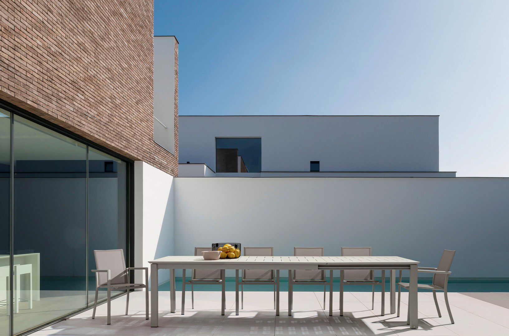 Алюминиевый штабелируемый садовый стул с подлокотниками BIZZOTTO Konnor ARCH-00101358 - Вид №24