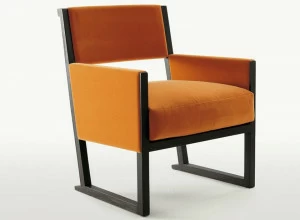 Maxalto Кресло с обивкой из ткани с подлокотниками Musa