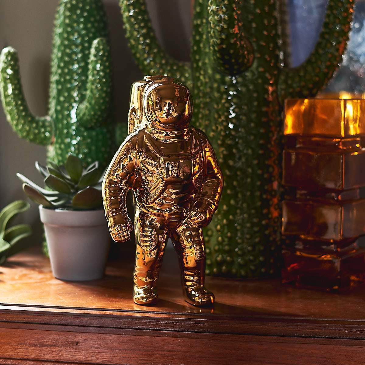 Ваза фарфоровая 28х12см золотая Cosmic Diner Starman Gold SELETTI ДИЗАЙНЕРСКИЕ 00-3883257 Золото  - Вид №9