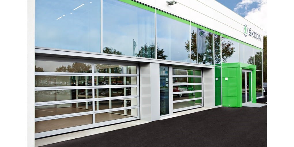 Застекленные промышленные секционные ворота ASSA ABLOY Entrance Systems ARCH-00064309 - Вид №3