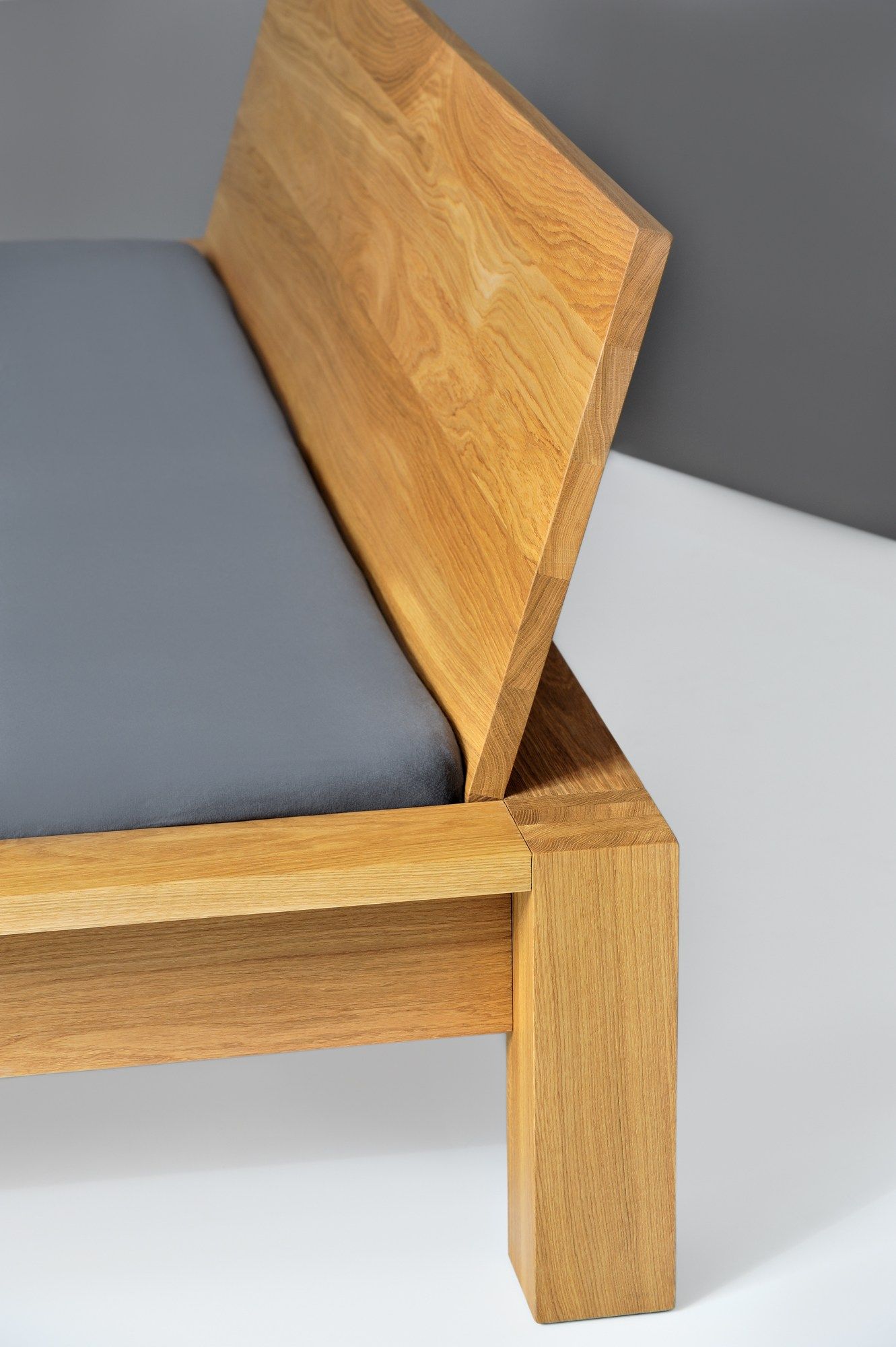 Двуспальная кровать из массива дерева Vitamin Design ARCH-00066857 - Вид №8