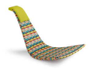 Кресло-качалка из синтетического волокна