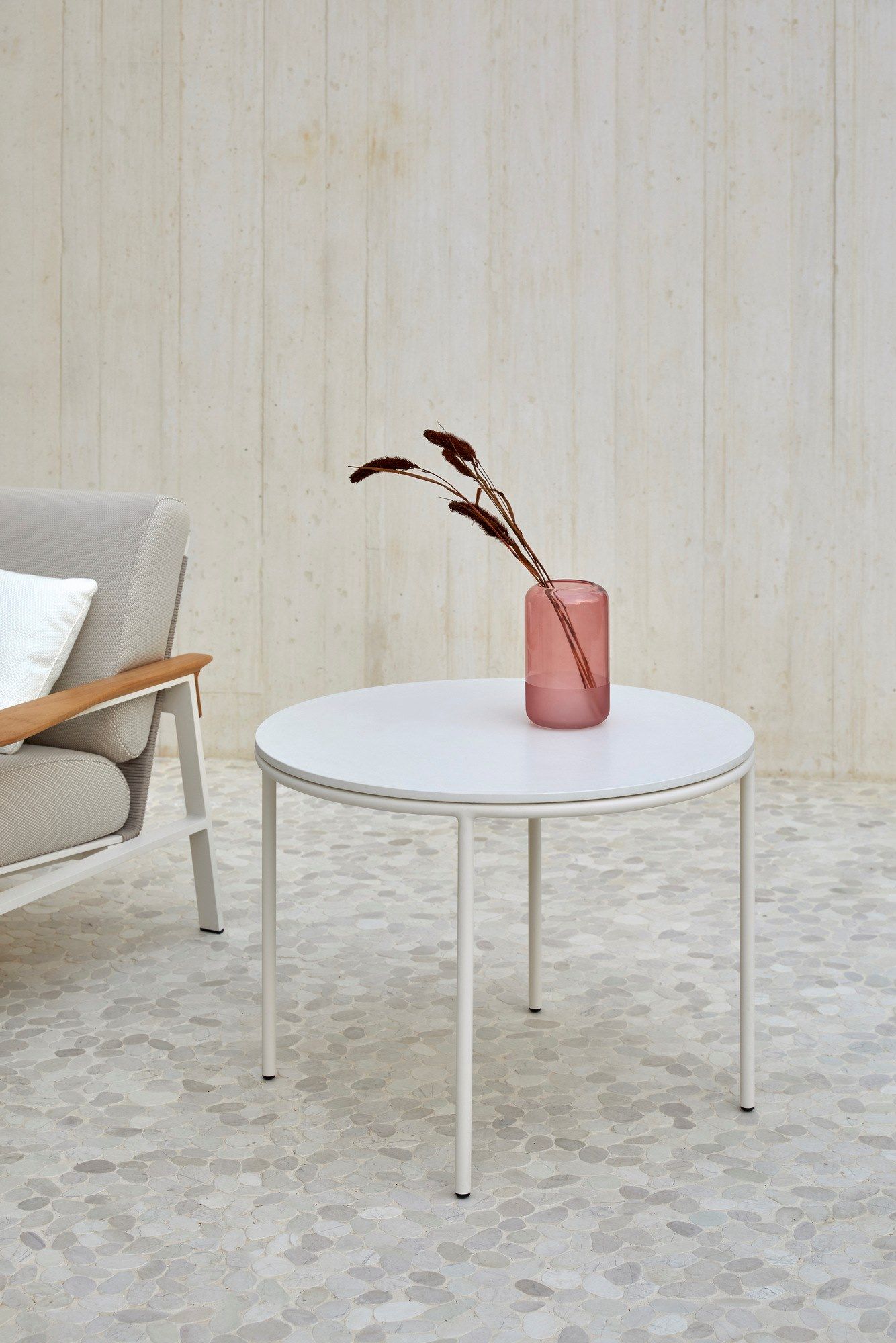 Круглый алюминиевый журнальный столик с керамической столешницей POINT CITY ARCH-00088486 - Вид №2