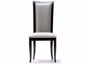 Стул из ткани с высокой спинкой