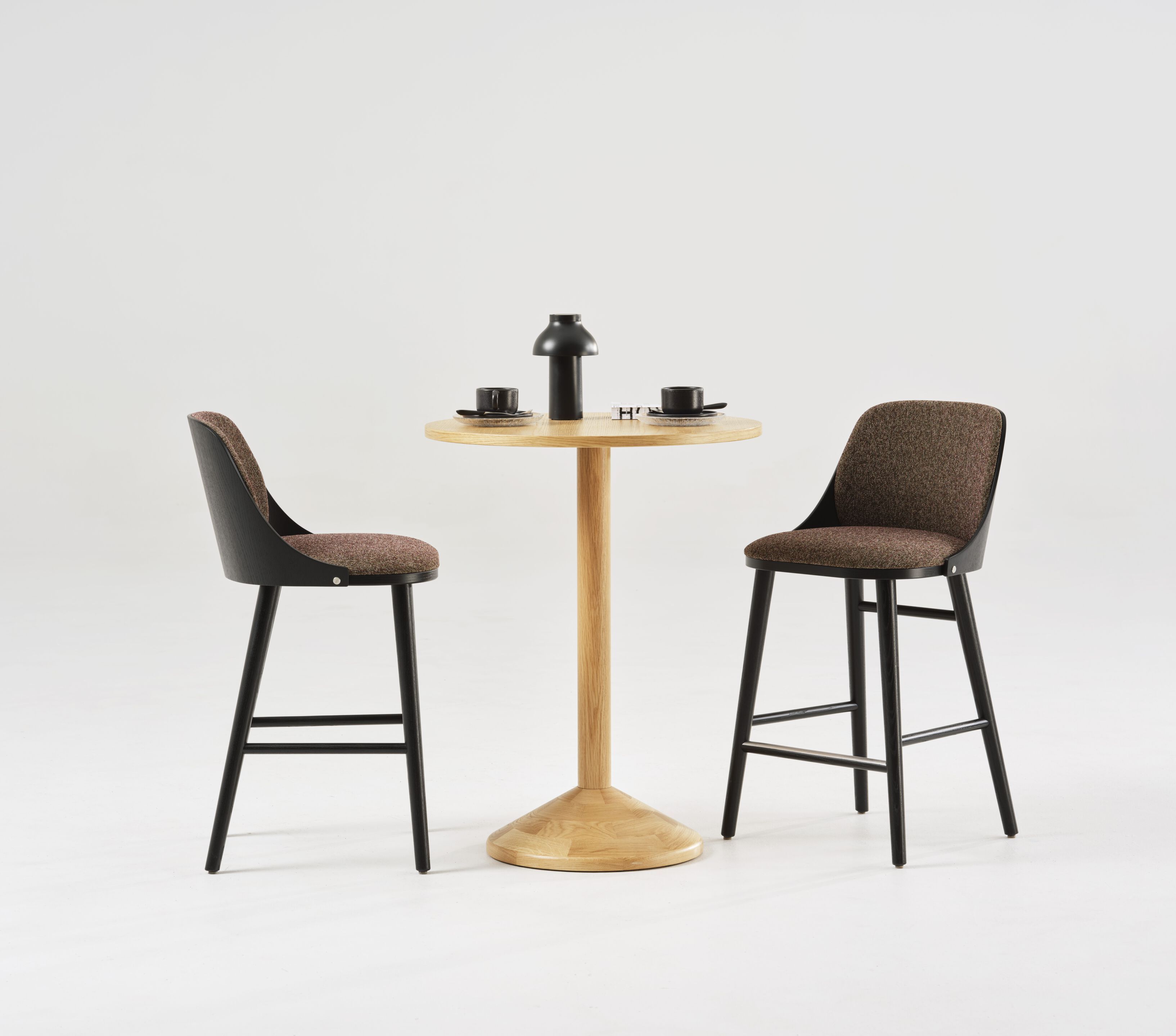 Мягкий барный стул с подставкой для ног Karl Andersson Sander ARCH-00068403 - Вид №4