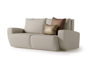 3-местный кожаный диван