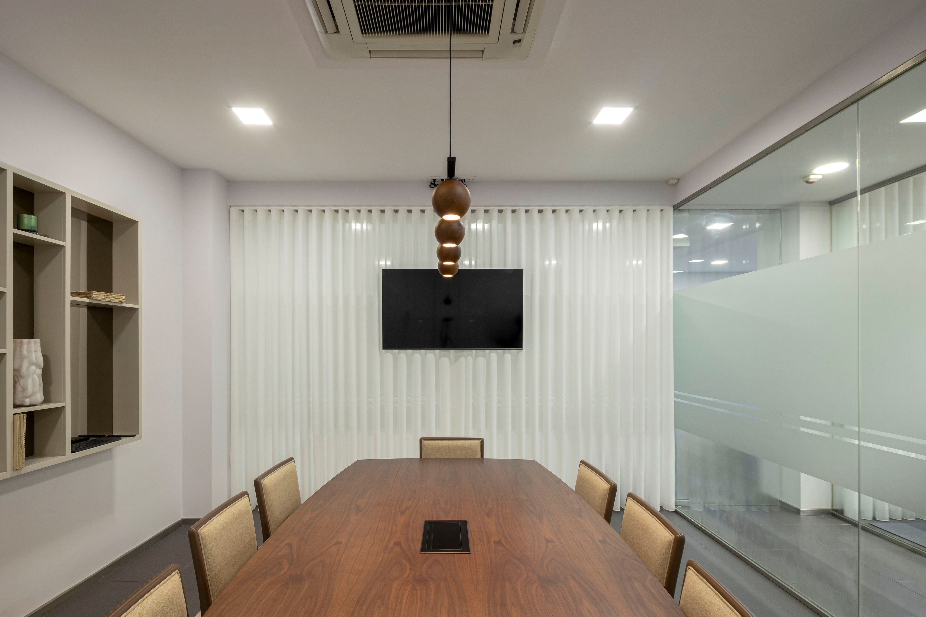 Прямоугольный обеденный стол из дуба Stylish Club Elea ARCH-00002523 - Вид №5