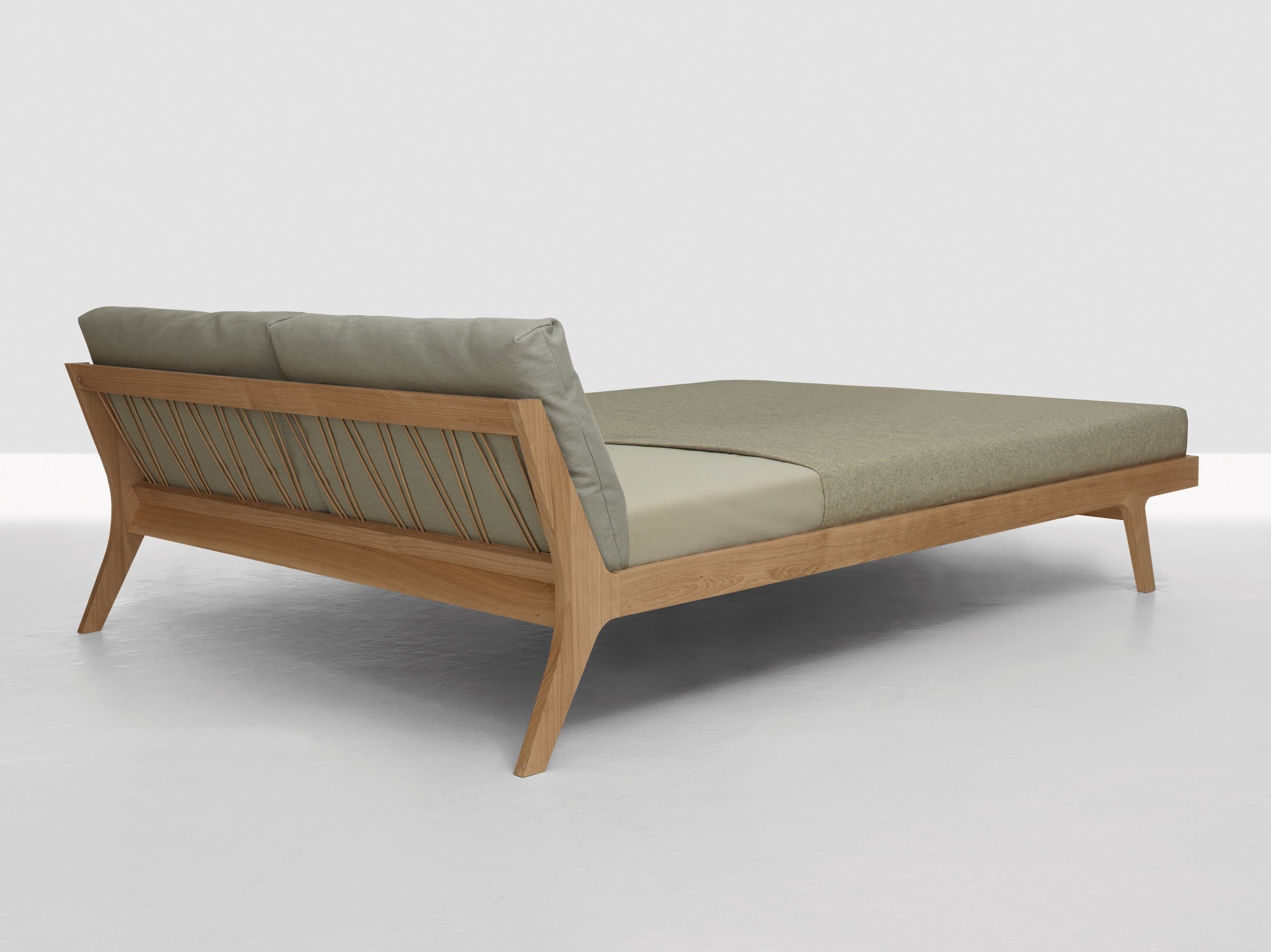 Деревянная двуспальная кровать ZEITRAUM Mellow ARCH-00151680 - Вид №4