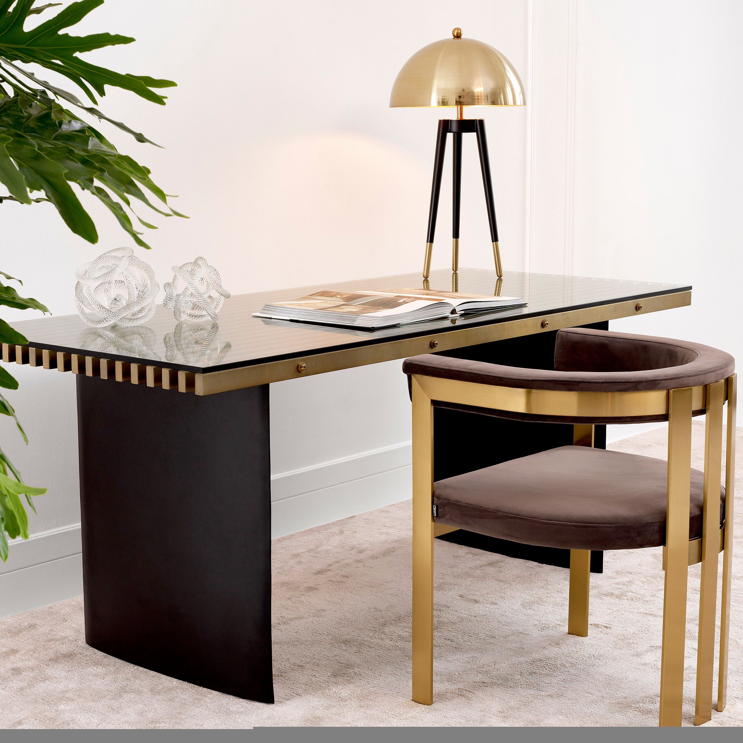 Бархатный стул с подлокотниками Eichholtz CLUBHOUSE ARCH-00097755 - Вид №2