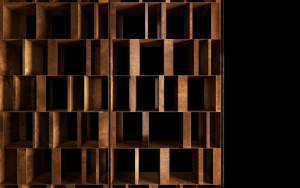 Металлический книжный шкаф с креплением пол-потолок