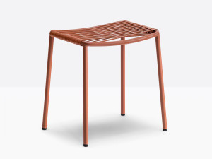 Стальной и ПВХ низкий садовый стул