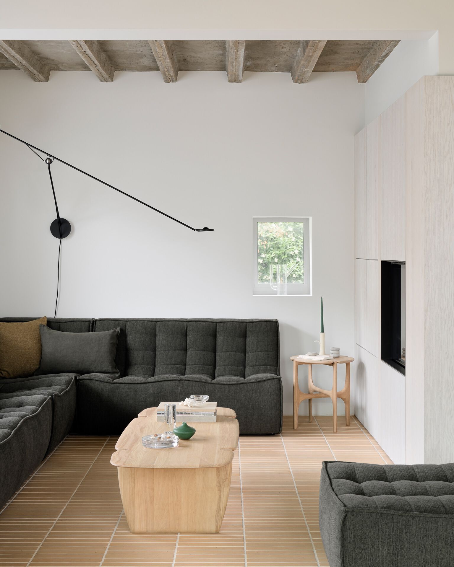 Прямоугольный низкий журнальный столик из дуба Ethnicraft PI ARCH-00116312 - Вид №5