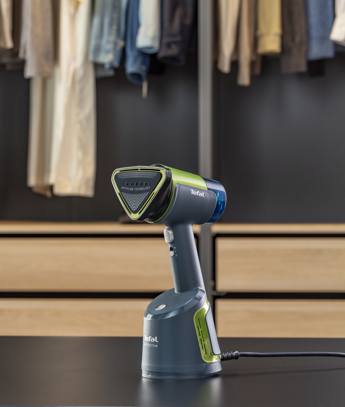 9254694 Отпариватель Tefal AeroSteam DT9810F0 черный STDN-0135466 - Вид №3