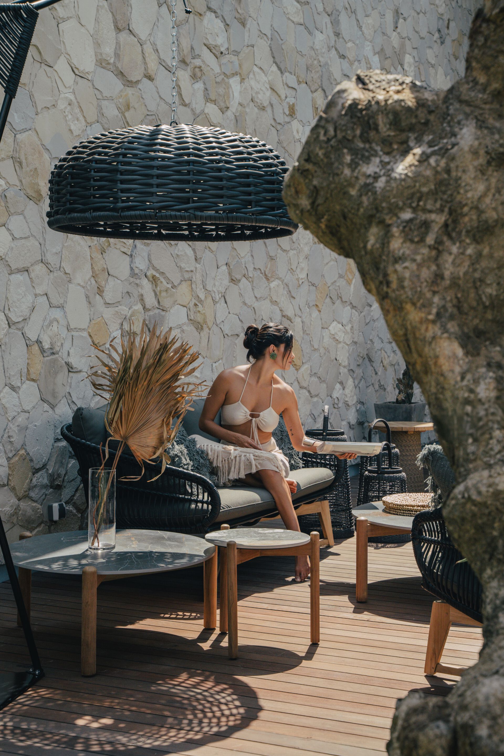 Круглый стол из тикового дерева с керамогранитом cbdesign Stylo ARCH-00008265 - Вид №1