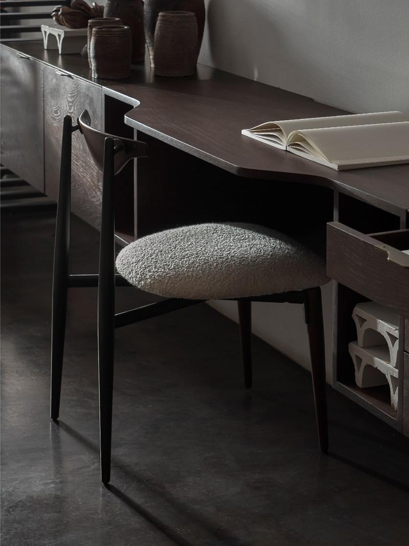 District Eight Деревянный стул с открытой спинкой  M2014  - Вид №6