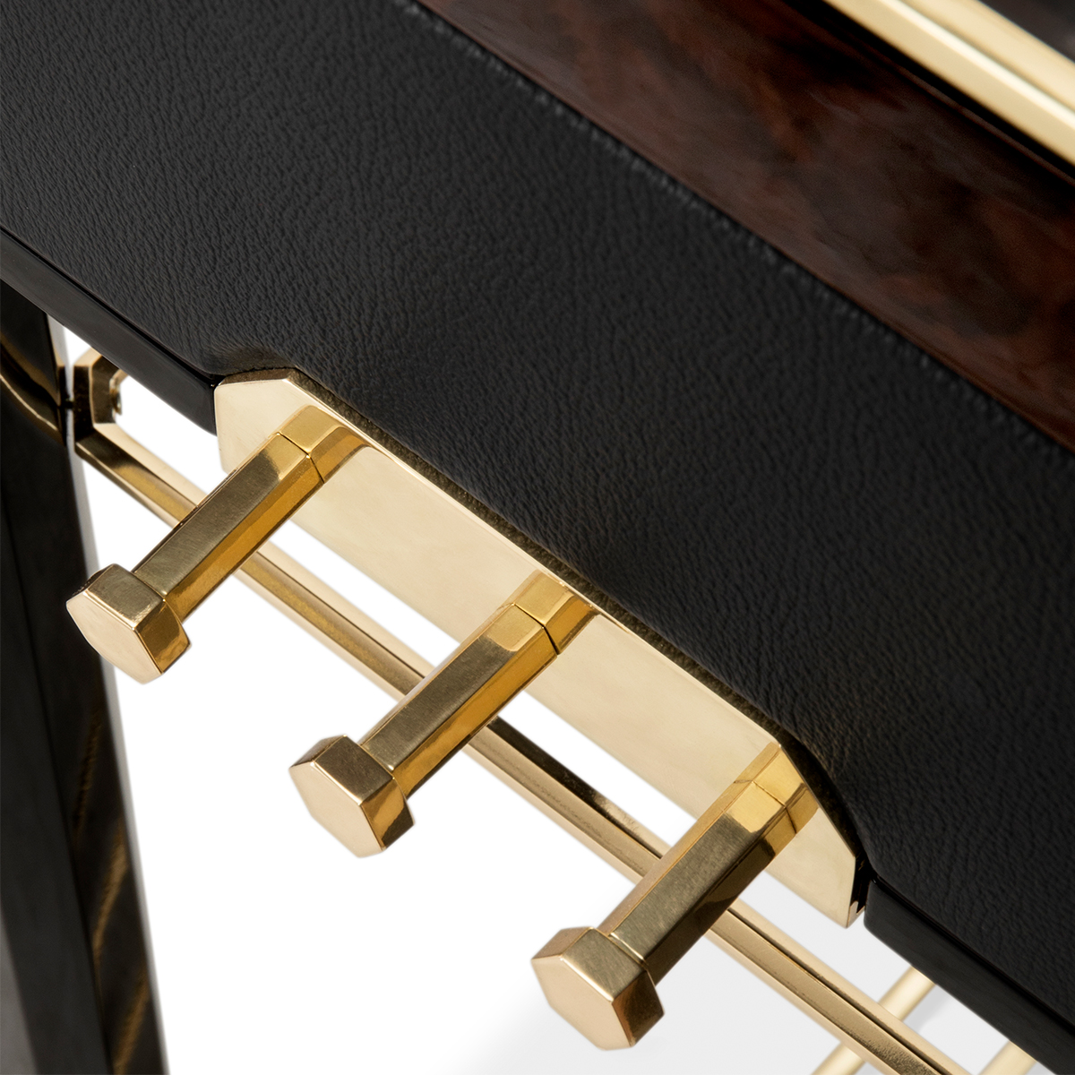 Casegoods Waltz Valet Stand Covethouse LUXXU  - Вид №1