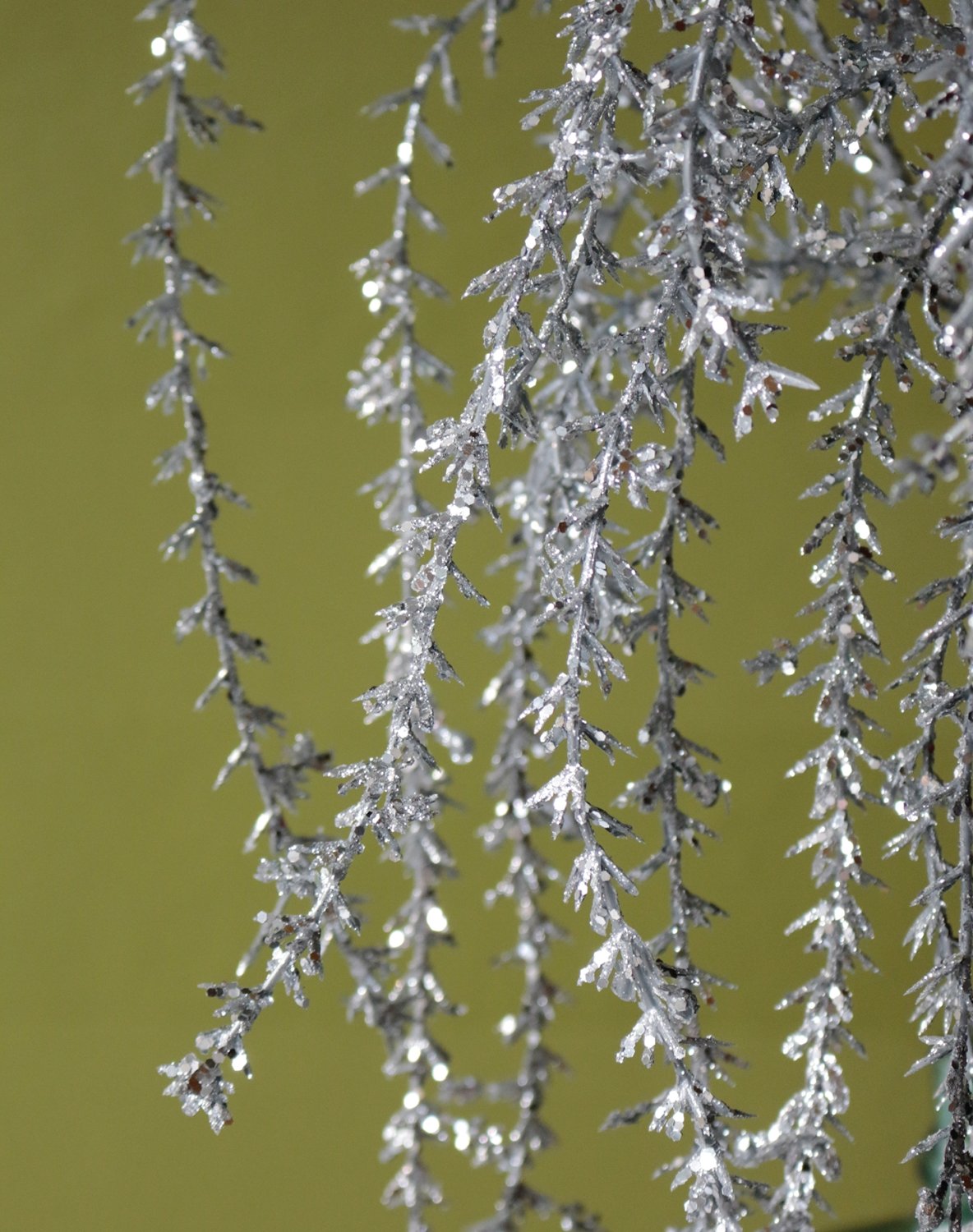 1707 996 a3 Вешалка для искусственного декора с глиттером, 120 см, серебро H-andreas 