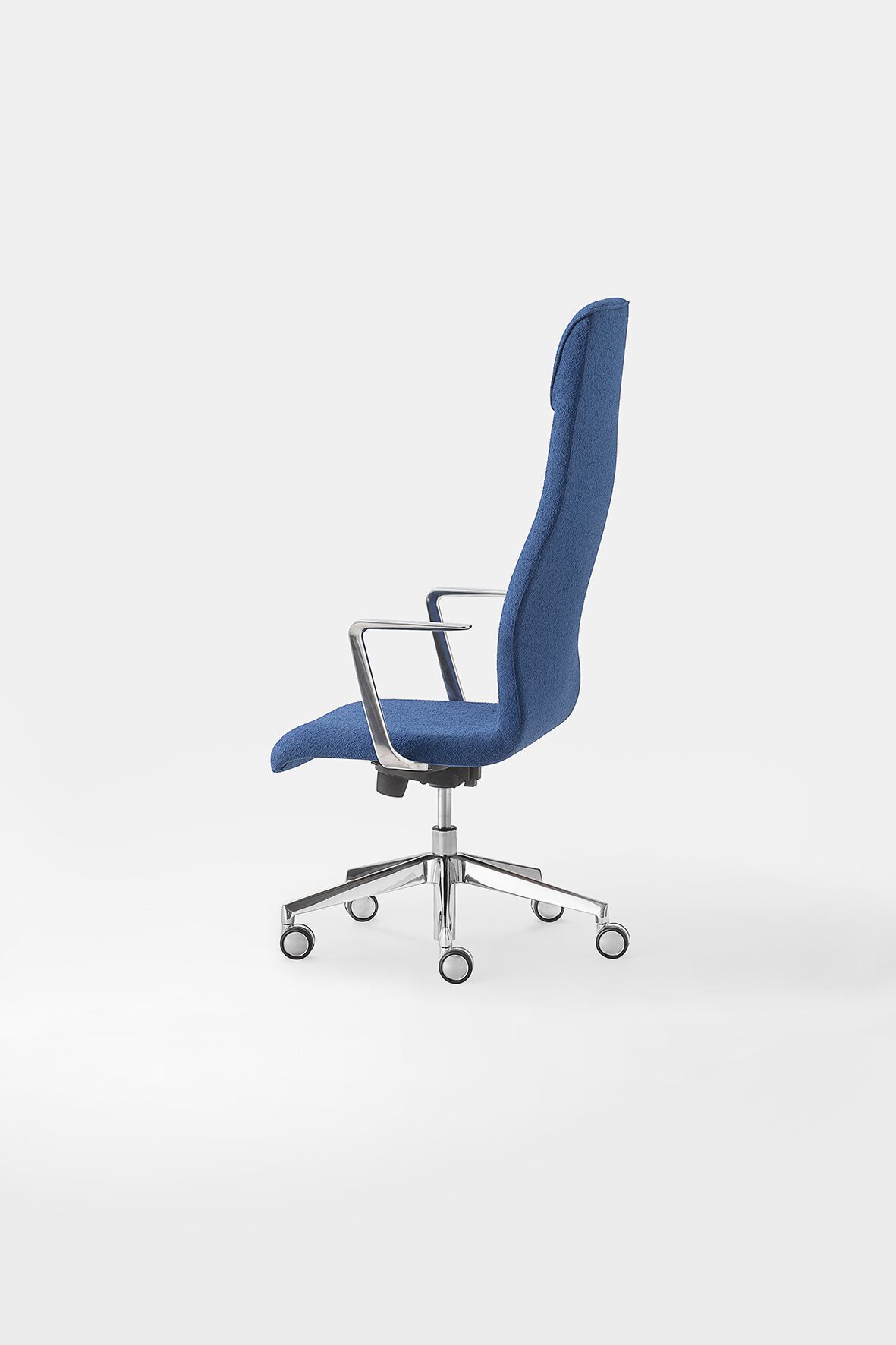 Офисное кресло с высокой спинкой Kastel Kaoma ARCH-00104564 - Вид №1