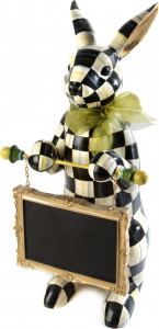 10654405 Mackenzie-Childs Статуэтка "Кролик с меню" Courtly Check Полирезина