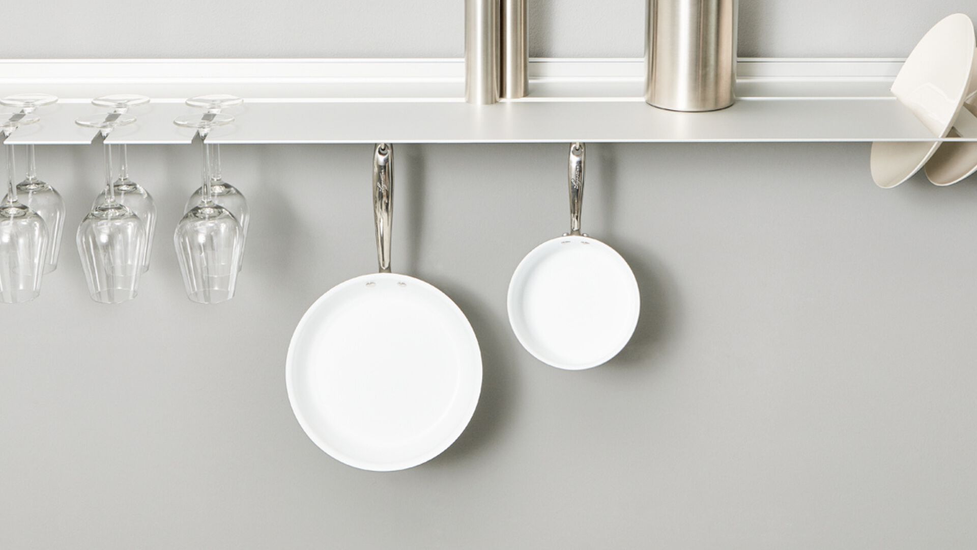 Алюминиевые полки крючки Strackk WALL SHELF WITH MAGNET HOOKS ARCH-00045633 - Вид №2