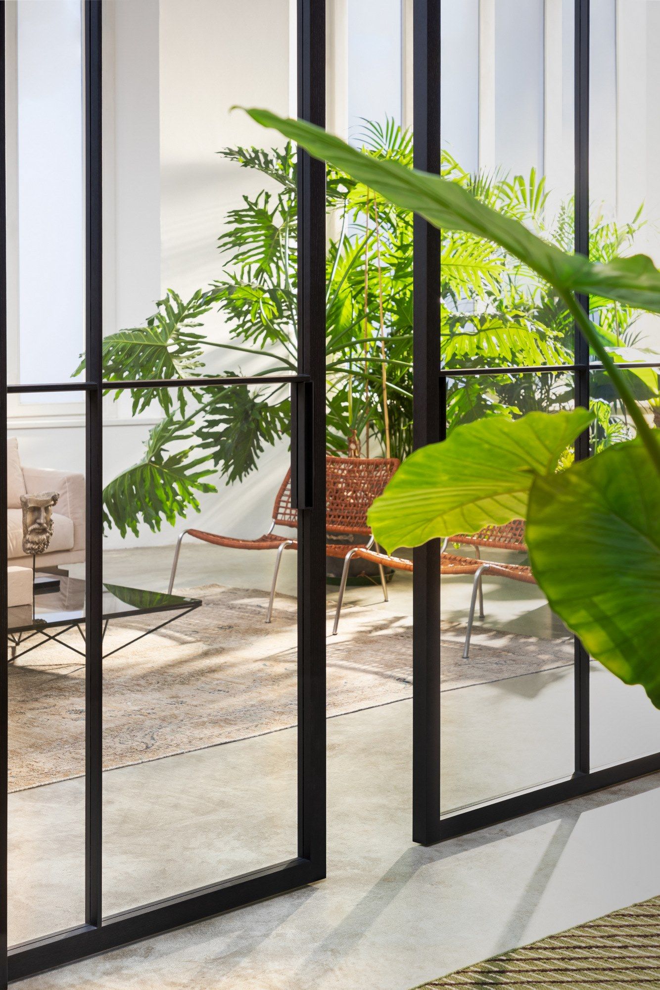 Стеклянная дверь Lualdi раздвижные и поворотные стеклянные системы ARCH-00024476 - Вид №15