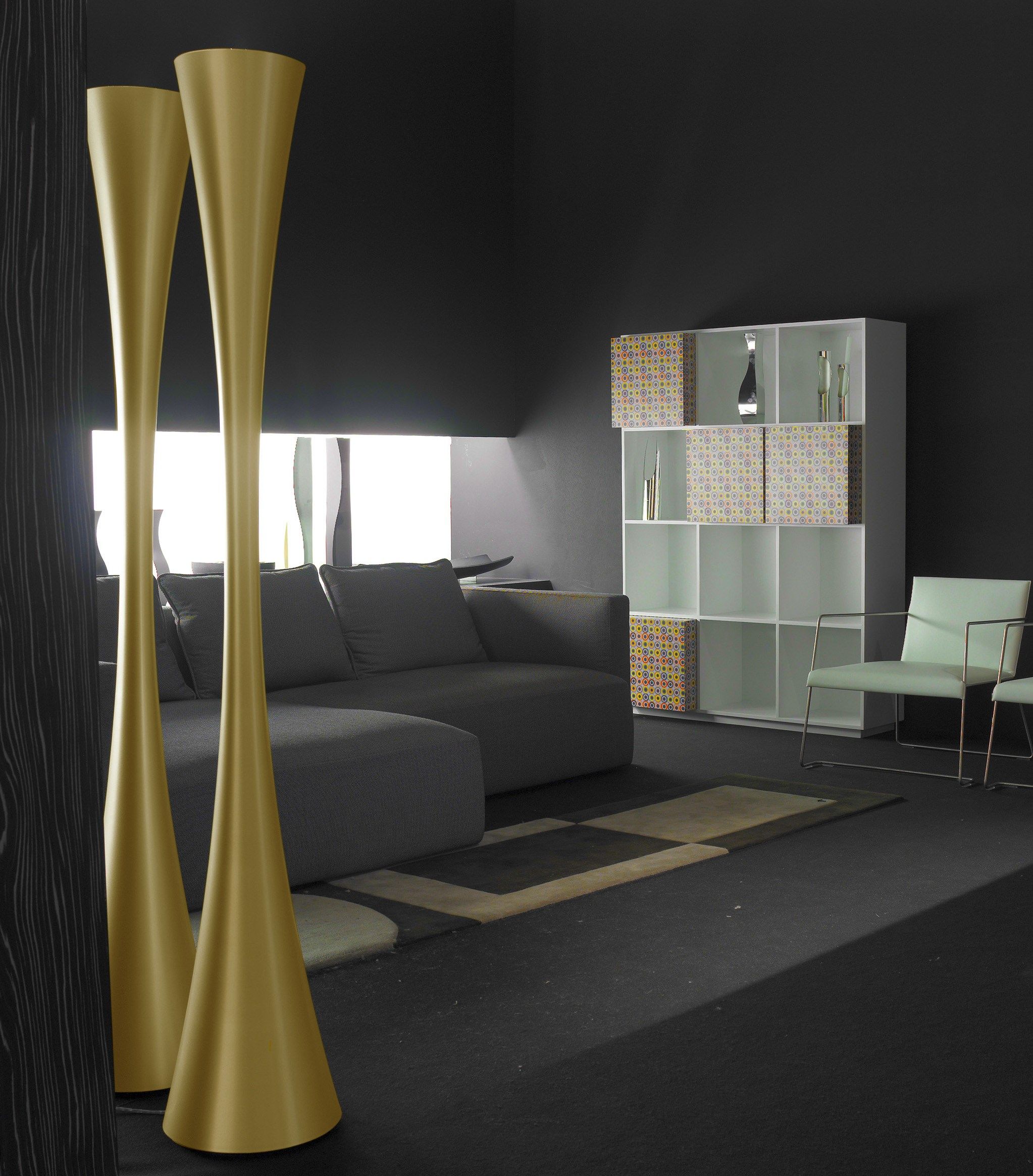 Светодиодная напольная лампа из смолы Martinelli Luce BICONICA ARCH-00023698 - Вид №2