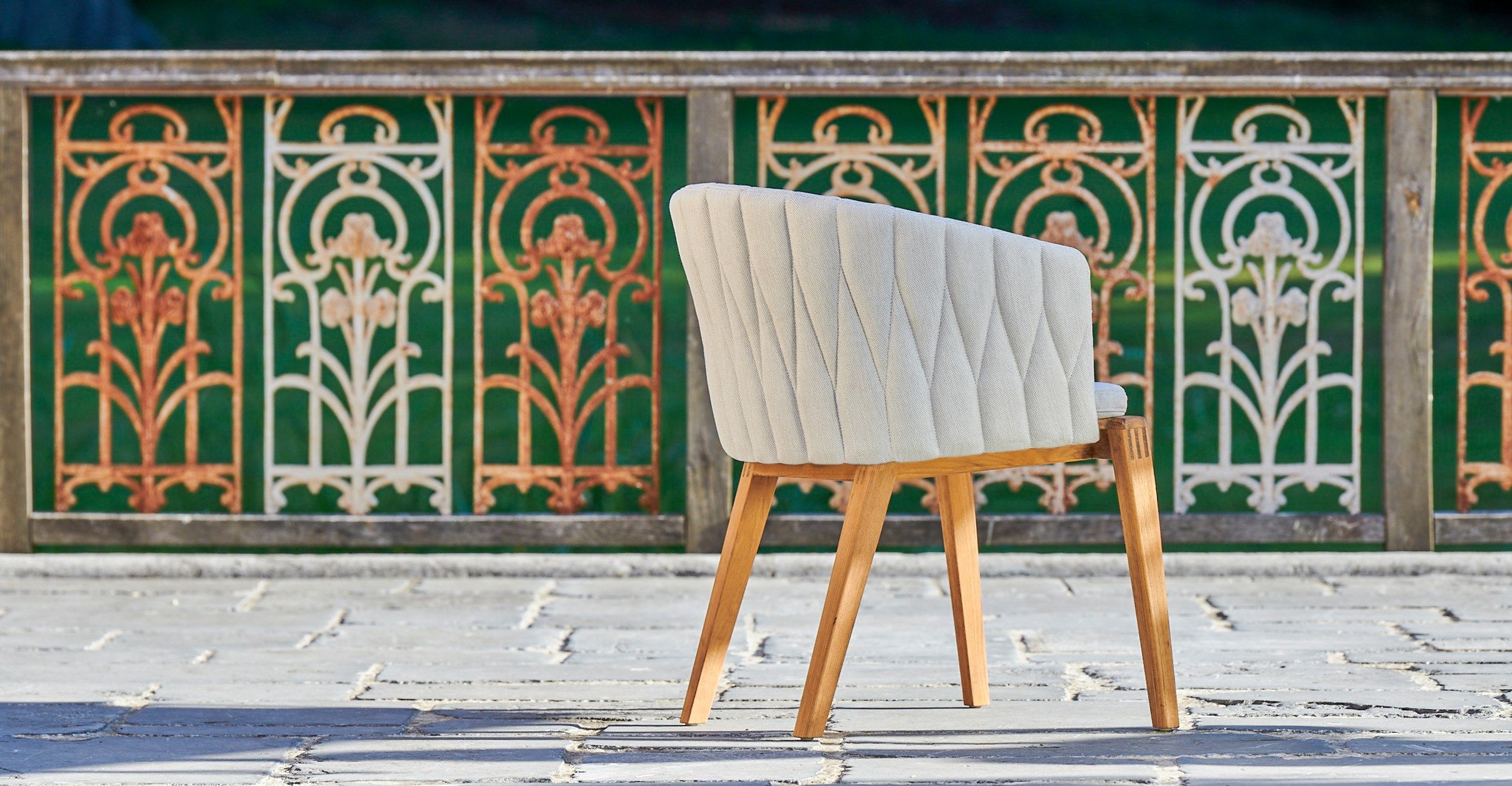 Садовое кресло из ткани и ТИКа с подлокотниками Royal Botania ARCH-00127881 - Вид №3