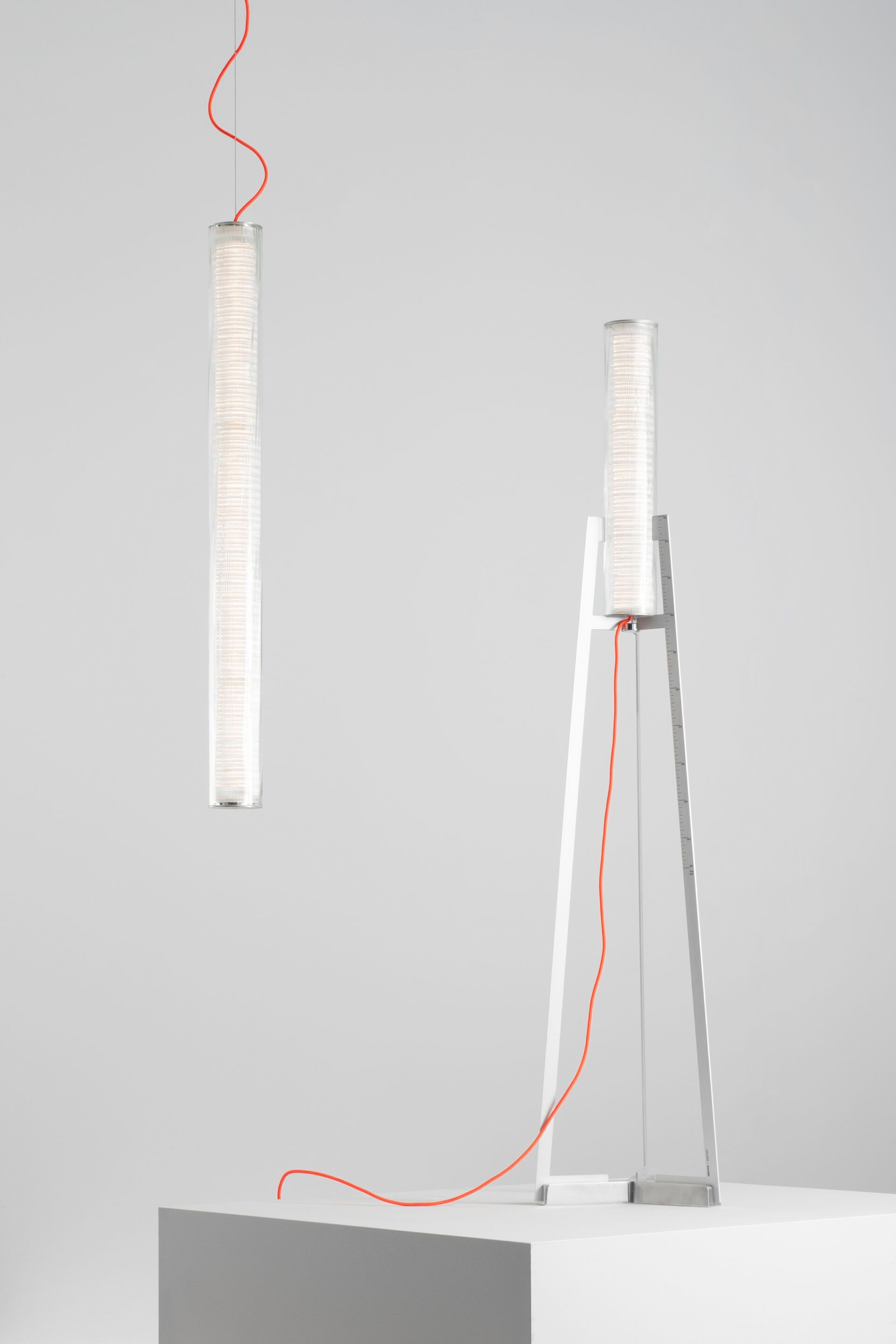 Вертикальный подвесной светильник из дутого стекла Artemide криосфера ARCH-00067536 - Вид №1