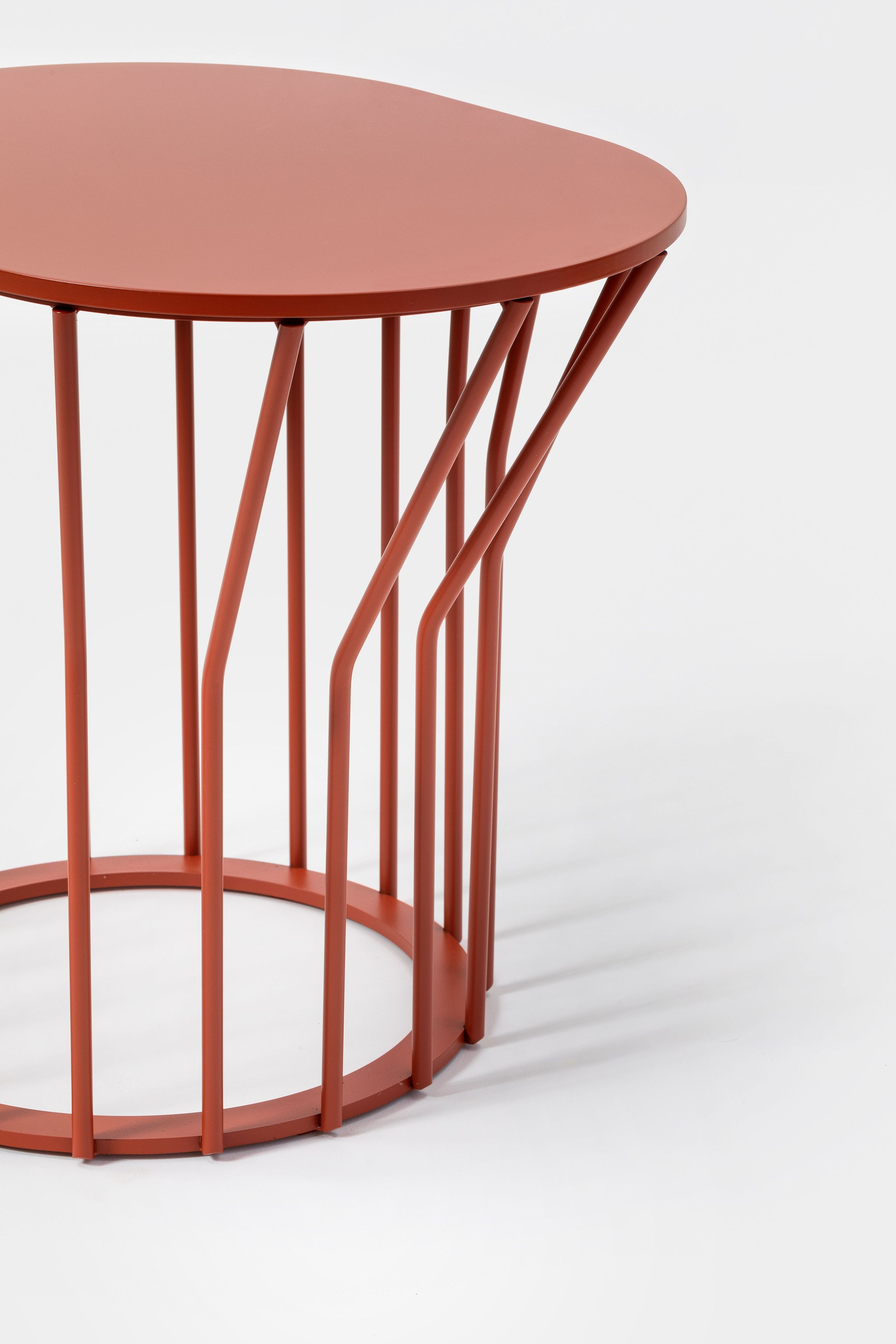 Низкий металлический журнальный столик для гостиной TrabA' JUMP ARCH-00038490 - Вид №2