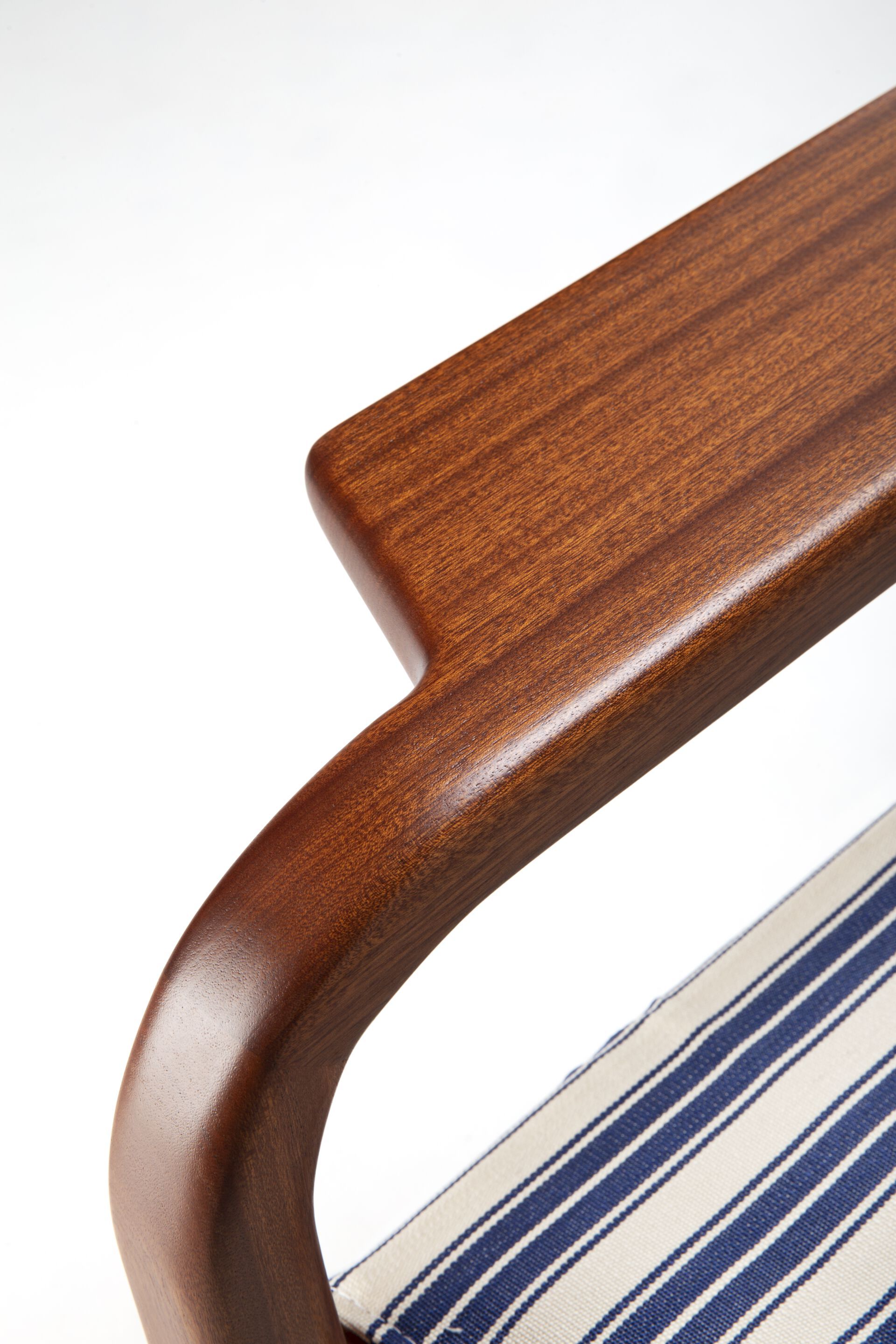 Садовое кресло из красного дерева и ткани с подлокотниками Exteta Loro Piana Interiors, The Delight Chairs by Exteta ARCH-00038048 - Вид №10