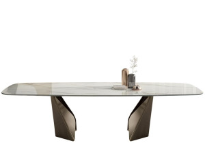 Обеденный стол с металлическим основанием и мраморной столешницей