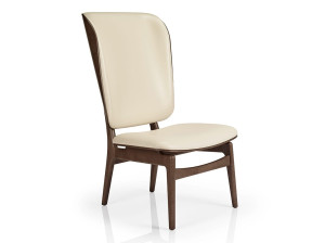 Кожаное кресло с подголовником