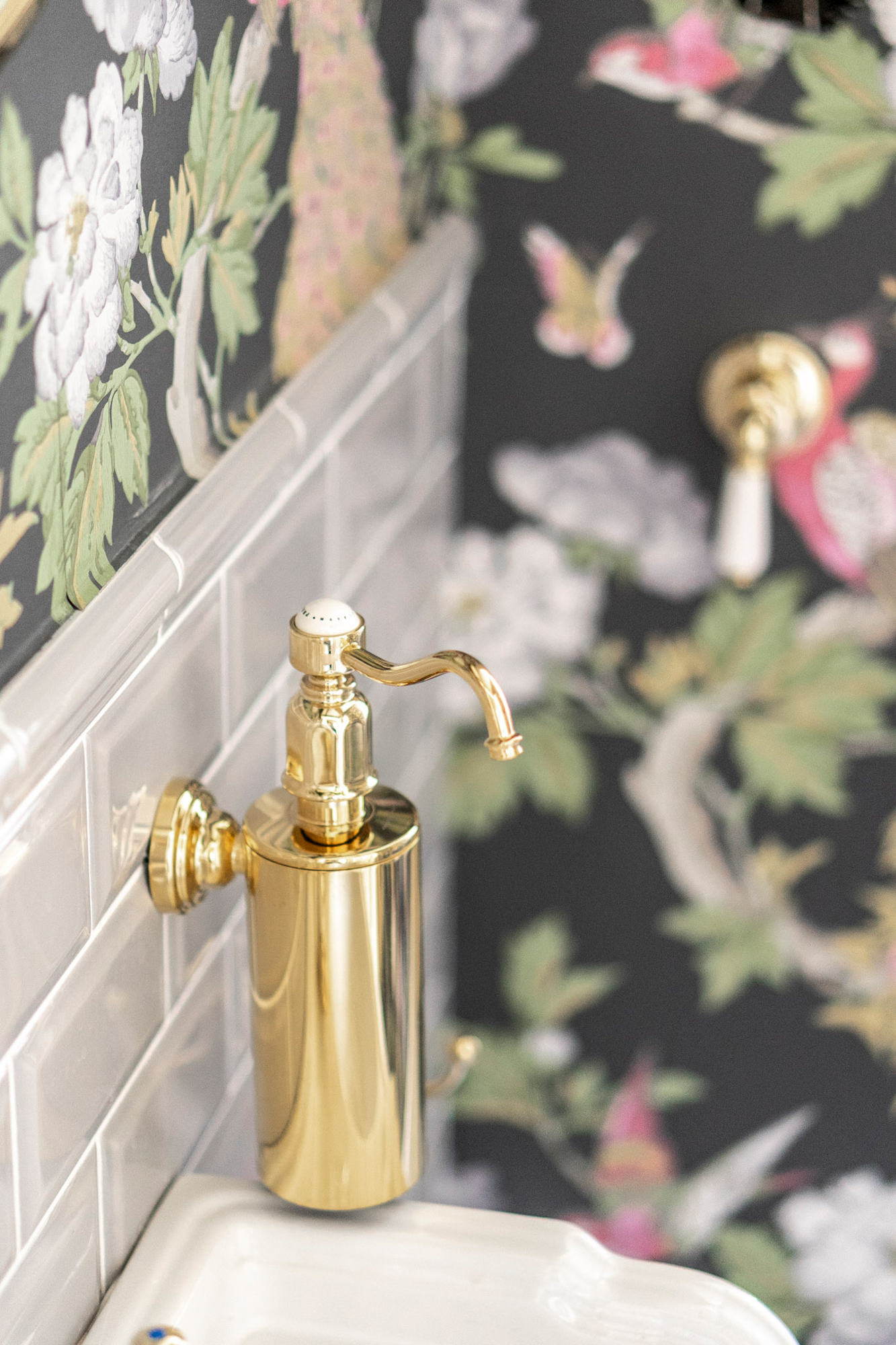 Traditional bathrooms Дозатор мыла Perrin & Rowe Retro PR6973 Pr6973.ag  - Вид №1