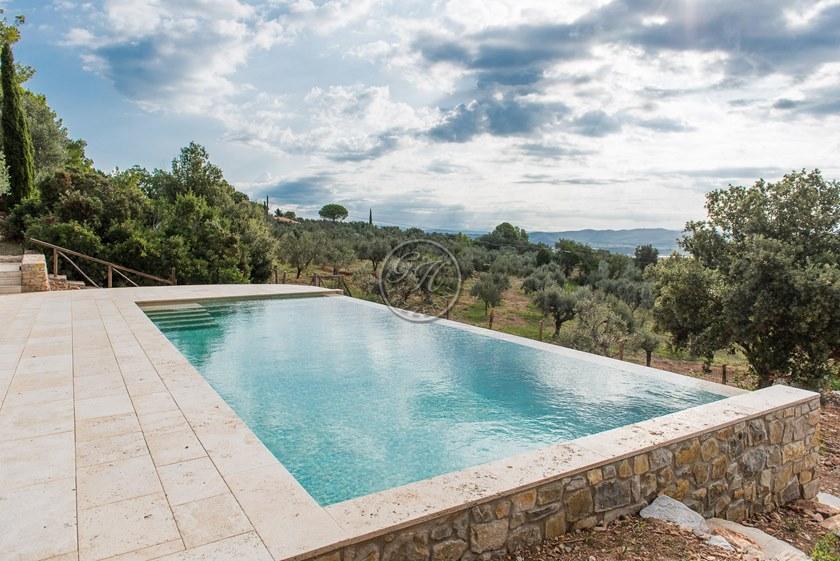 GH LAZZERINI Пейзажный бассейн из натурального камня с водопадом sun-id-1463669 - Вид №1