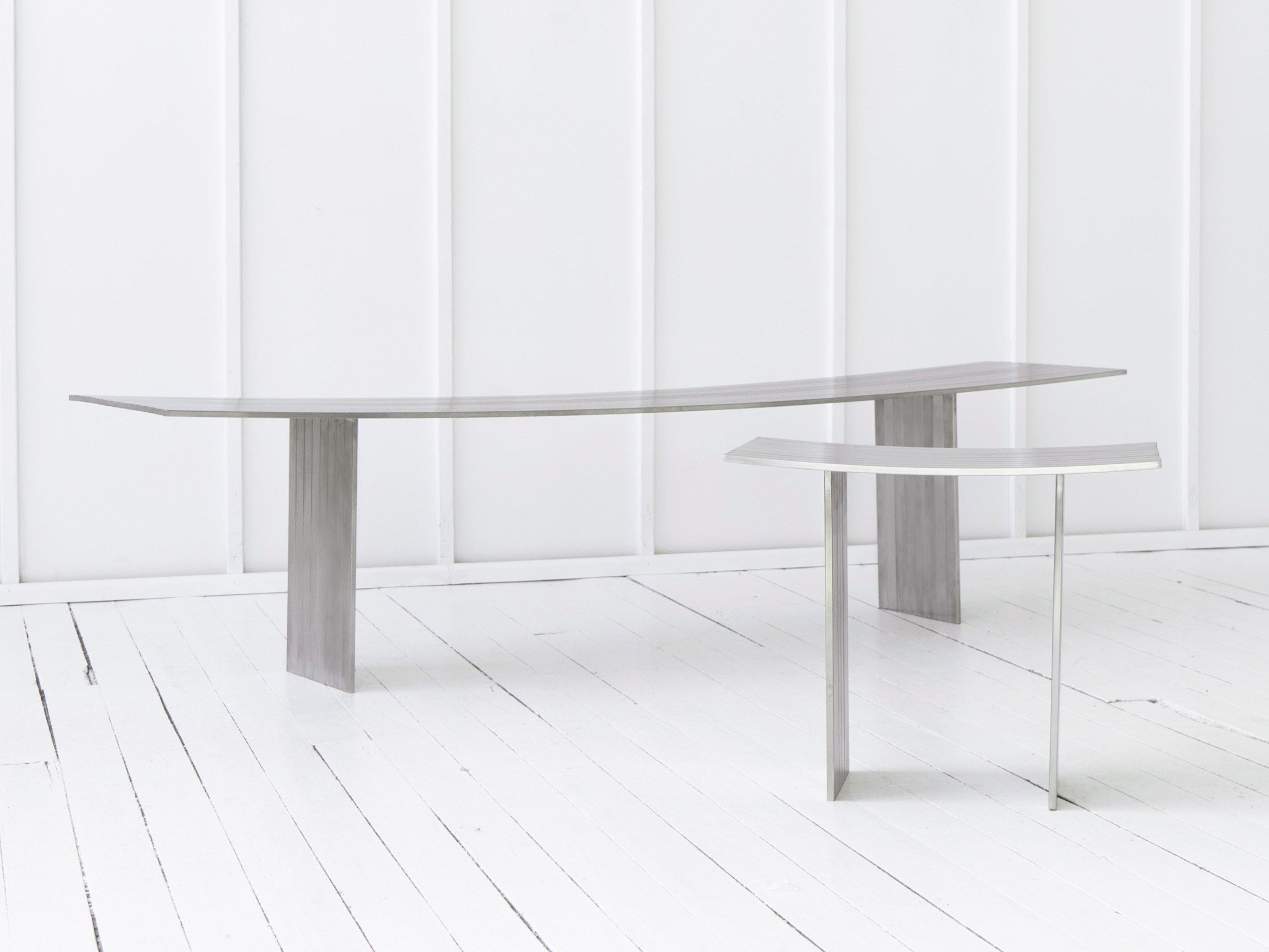 Скамья из нержавеющей стали Movimento Gallery Katryna Sadauskaite ARCH-00020335 - Вид №1